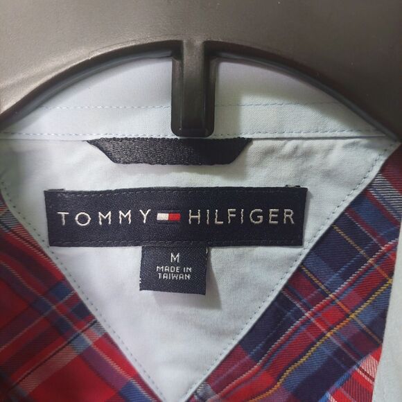 Tommy Hilfiger Men's Plaid Button Up Size Medium Blue Red Plaid Long Sleeve - Picture 3 of 12